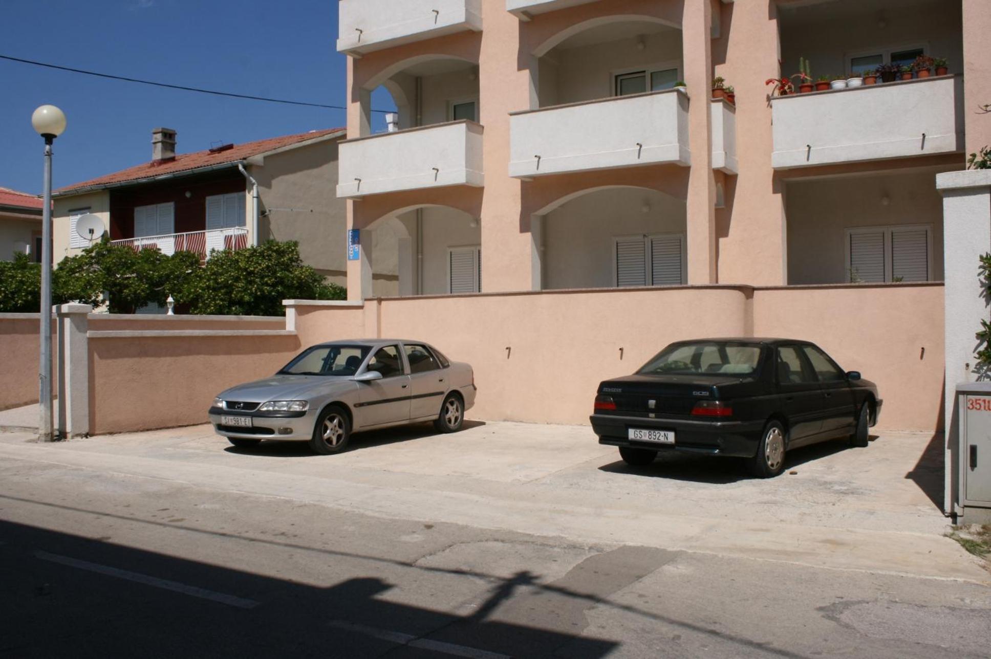 Apartments And Rooms By The Sea Pag - 6311 Pag Town Exteriér fotografie