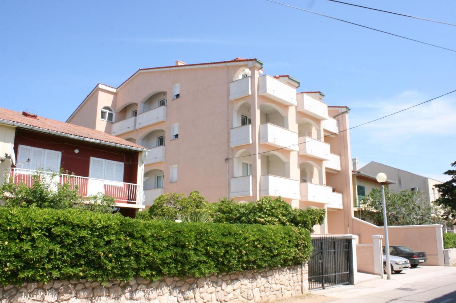 Apartments And Rooms By The Sea Pag - 6311 Pag Town Exteriér fotografie